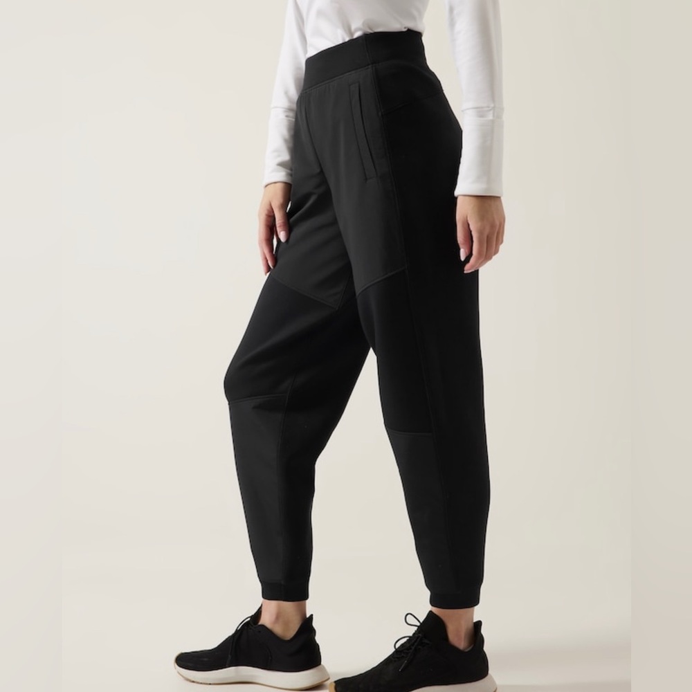 Athleta Get Set Hybrid Jogger - Size XS